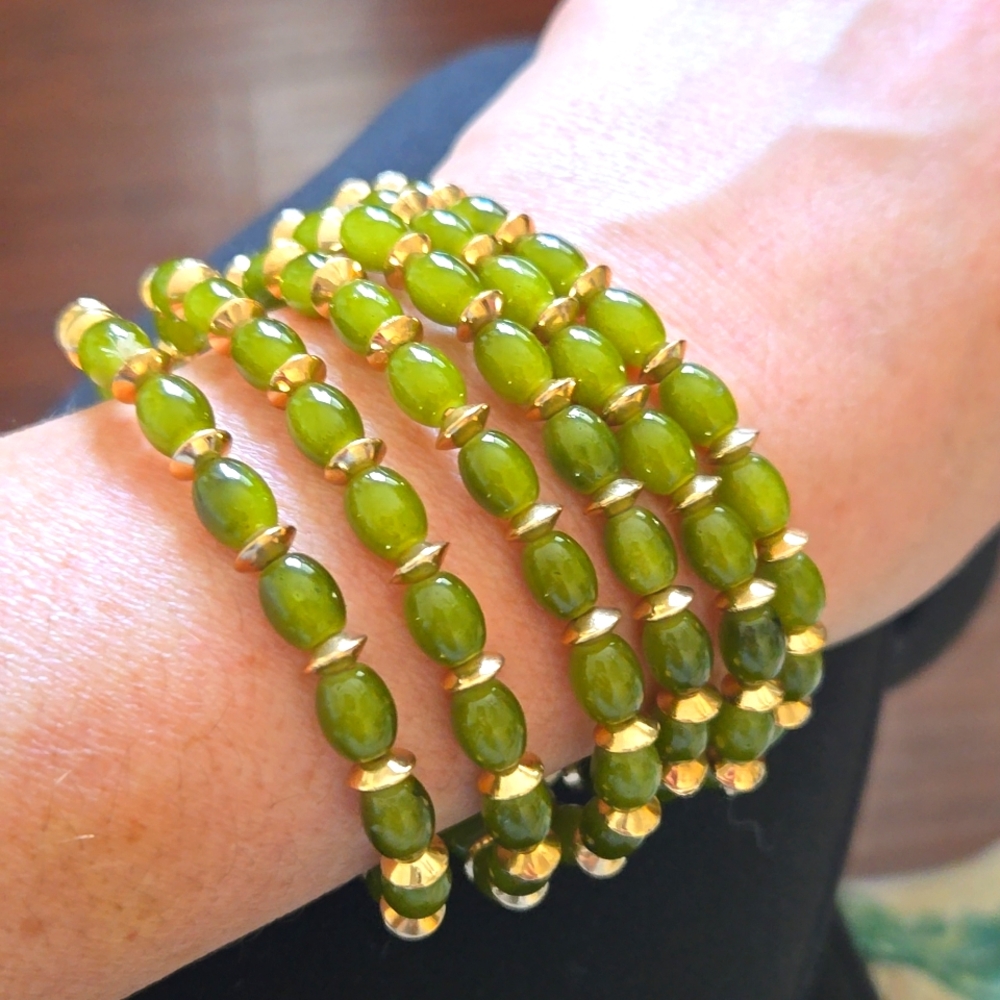 Bracelet set (6) on elastic band